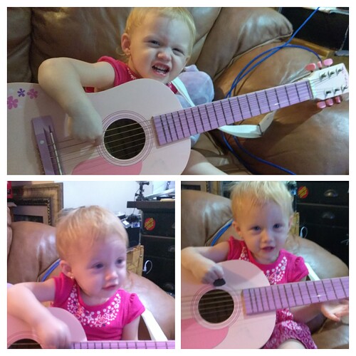 RaeganGuitar