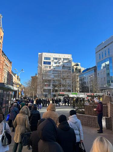 bread line in Kyiv